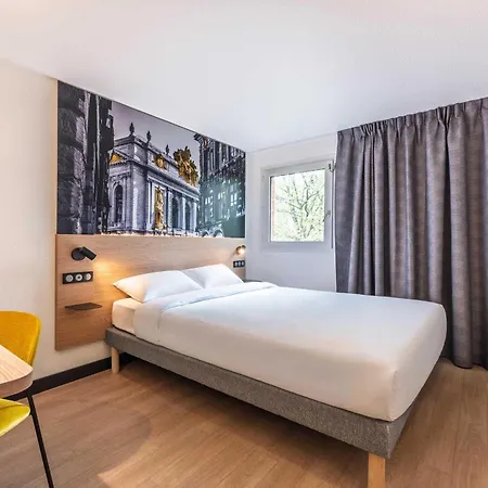 Отель Lille Centre Grand-place Рубе